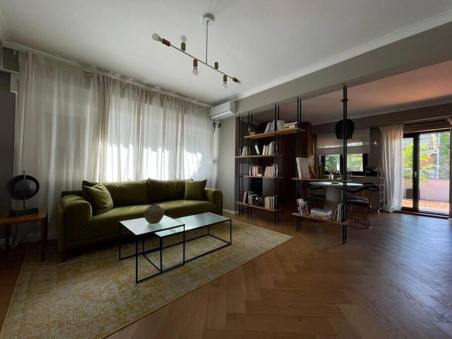 Stunning 1Bd Flat With 50M2 Terrace In The City Center 布加勒斯特 外观 照片